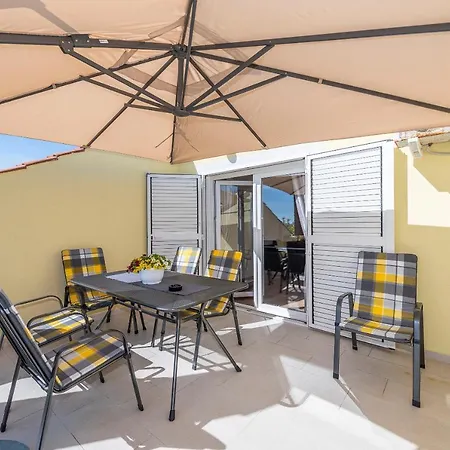 Dani Apartament *